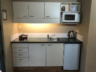 Tahunanui Hotel | Tuscany Gardens Motor Lodge