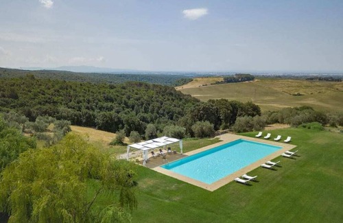 Castellina Marittima Villa | Tuscany villa near the sea