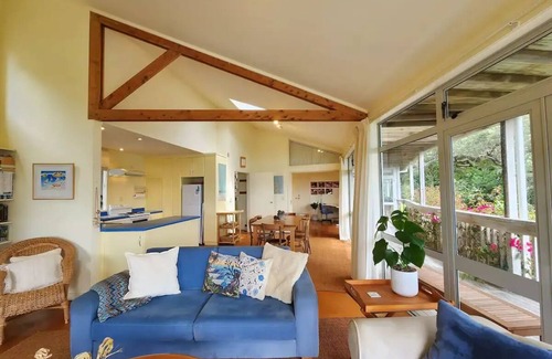 Hahei House | Tutaritari Treehouse, Tutaritari Treehouse