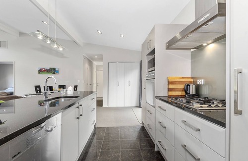 Tutukaka House | Tutukaka Treat - Wellingtons Bay Holiday Home