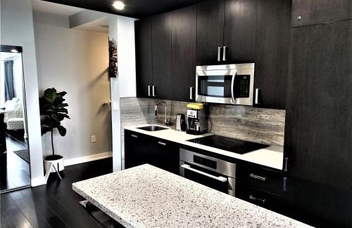 CityPlace Apartment | TVHR - Luxury Condos in Heart of Downtown with Breakfast