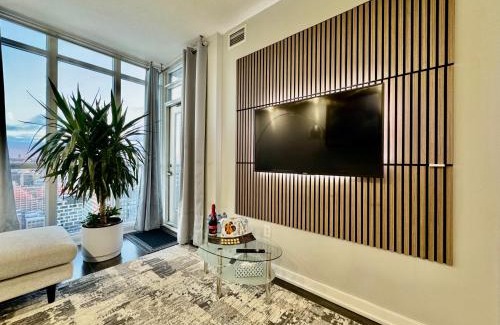 CityPlace Apartment | TVHR - Luxury Condos in Heart of Downtown with Breakfast
