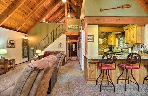Twain Harte Cabin | Twain Harte Mountain Cabin w/Deck - 3 Mi to Dtwn