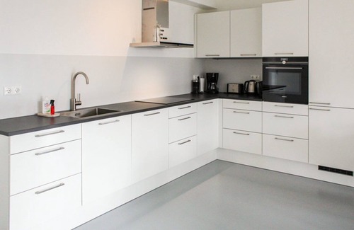 Idskenhuizen House | Twee gebroeders is a 10 person water villa