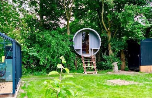 Nigtevecht Ski Chalet | Twee heerlijke Boomhutten in de natuur, Amsterdam