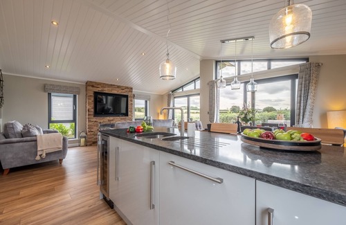 Burnham Market Ski Chalet | Twelve Burnham Lodge (6), Burnham Market, Norfolk