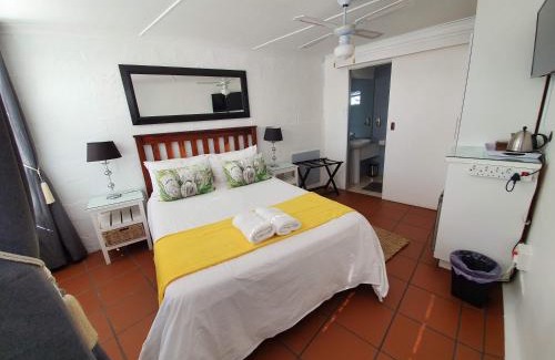 Hermanus City-Centre Hotel | TwentyFour 17 Inn