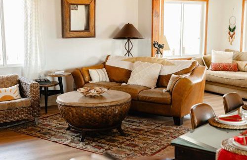 Wonder Valley House | Twentynine Palms Desert Oasis with Pool and Hot Tub!