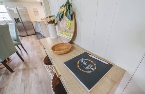 Trufant House | Twilight Cove: A Sandy Retreat – Swim, Kayak, and Soak Up Summer
