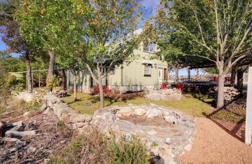Fredericksburg House | Twilight Ranch - 6 acre ranch w/hot tub and dog friendly!