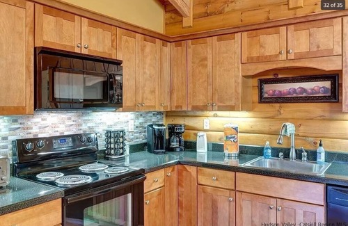 Margaretville Cabin | Twin A - Cozy 2-bedroom cabin in peaceful Halcottsville with AC, WiFi