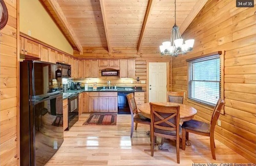 Margaretville Cabin | Twin A - Cozy 2-bedroom cabin in peaceful Halcottsville with AC, WiFi