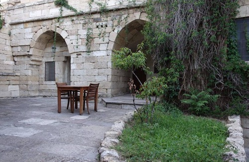 Urgup House | Twin-Arch 2 Bedroom Cave House