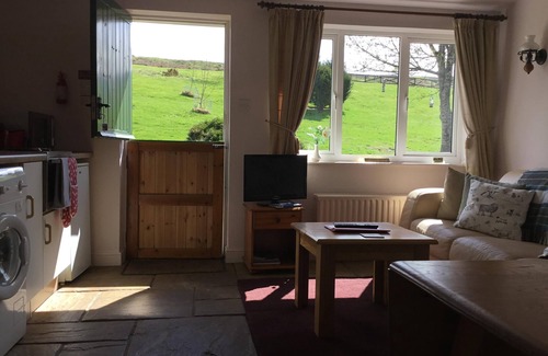 Edmundbyers Ski Chalet | Twin bedroom apartment - Robin