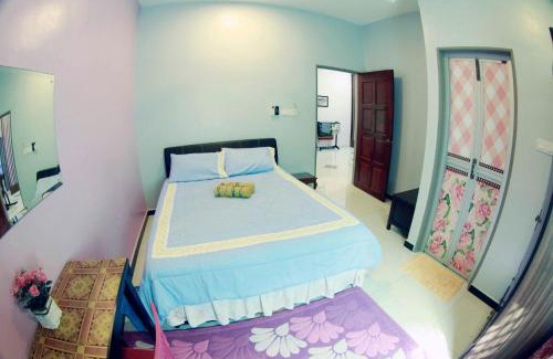 Taman Pilah Jaya House | Twin Castle Homestay Kuala Pilah