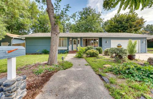 Twin Falls House | Twin Falls Vacation Rental with Yard Less Than 3 Mi to Town!