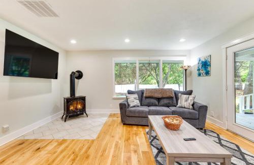 Twin Falls House | Twin Falls Vacation Rental with Yard Less Than 3 Mi to Town!