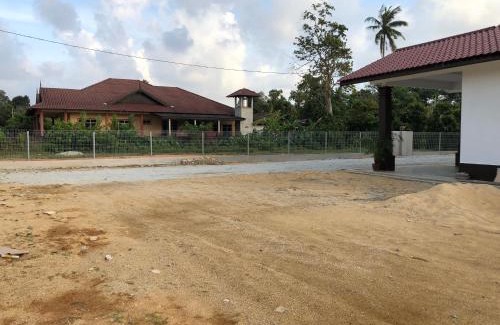 Kampung Sekati House | Twin Homestay C