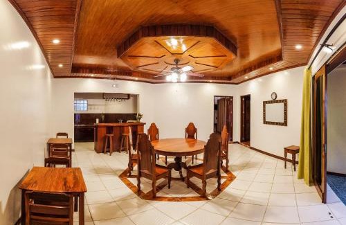 Coron Town Proper Villa | Twin House Villa