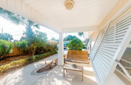 Laguna Beach Estates House | Twin Lake Lookout