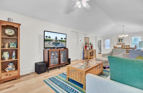 Twin Oaks House | Twin Oaks Cottage 47 by Wild Dunes
