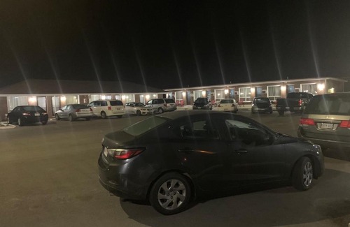 Orono Hotel | Twin Oaks Motel