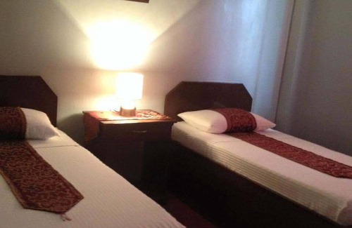Davao House | Twin Palm Guesthouse