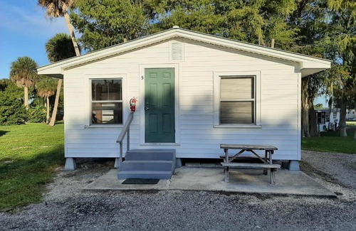 Okeechobee Other | Twin Palms Resort