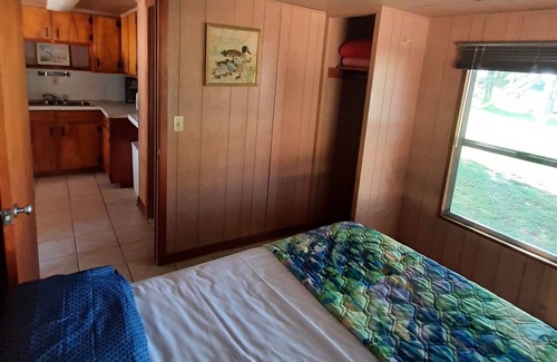 Okeechobee Cabin | Twin Palms Resort