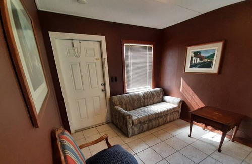 Okeechobee Cabin | Twin Palms Resort