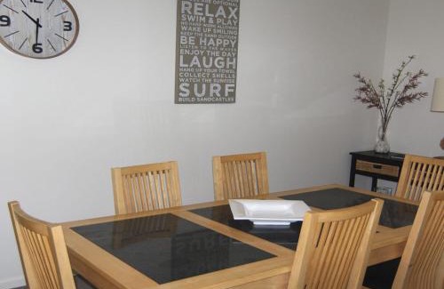 Forster Apartment | Twin Pines 301 CBD Location