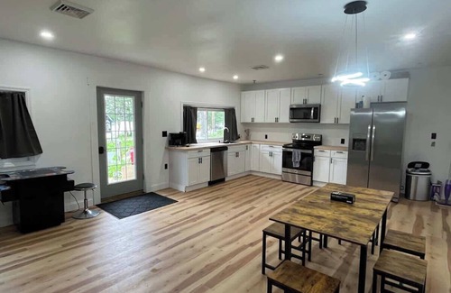 Northville House | Twin Pines Lake resort 2