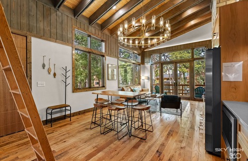 Afton Cabin | Twin Retreat Cabin 1: Hot Tub, Fire Pit, Golf Shangri La, Boat Grand Lake