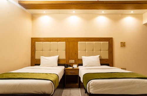 Chittagong House | Twin Room - AC