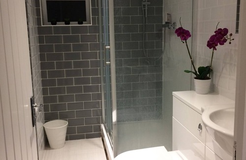Kidlington House | Twin Room in Friendly Family Home near Oxford