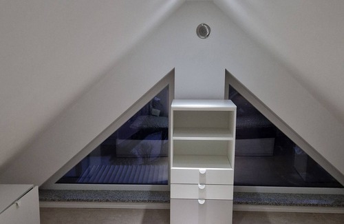 Maxhutte-Haidhof Other | Twin room in shared apartment