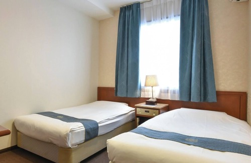 Nishishinsaibashi Hotel | Twin room Nonsmoking | For consecutive nigh/Osaka Ōsaka