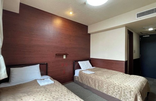 Fuji Hotel | Twin room nonsmoking Room only plan 1 minute b/Fuji Shizuoka
