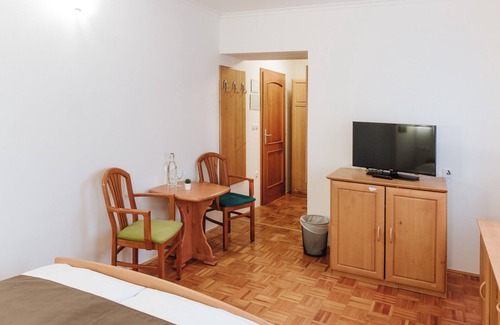 Zrece House | Twin Room with Balcony 5