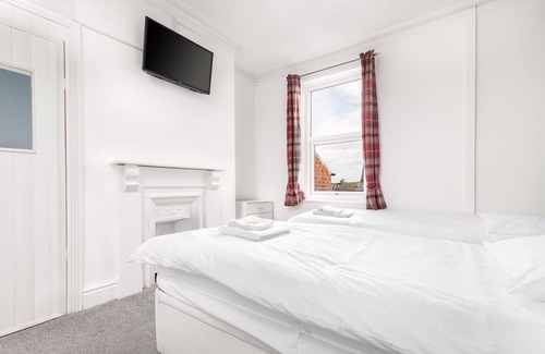 West Cliff Hotel | Twin Single Beds, Private Bathroom