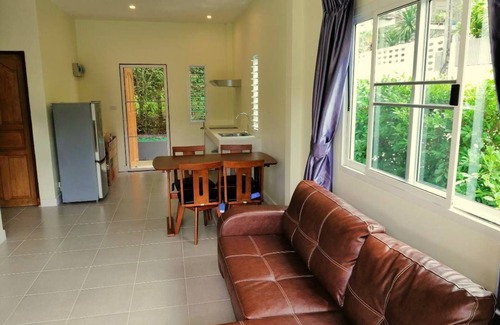 Thep Kasattri House | Twin Villa