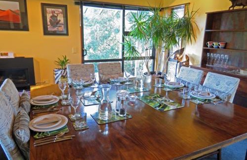 Collingwood Bed & Breakfast | Twin Waters Lodge