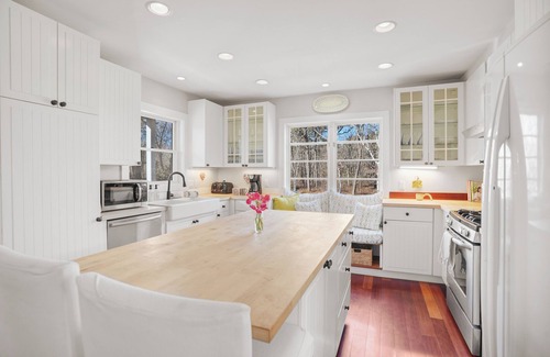 Edgartown House | Two Beach Houses - 1 mile to town