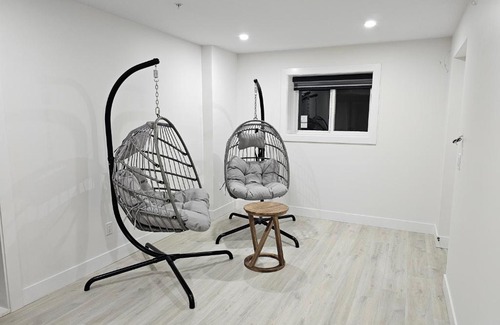 Mission Apartment | Two bed one bath private suite in heart of mission