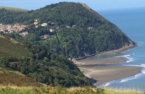 Barbrook House | Two Bed Static Caravan. Beautiful 10 min walk to Centre of Lynton