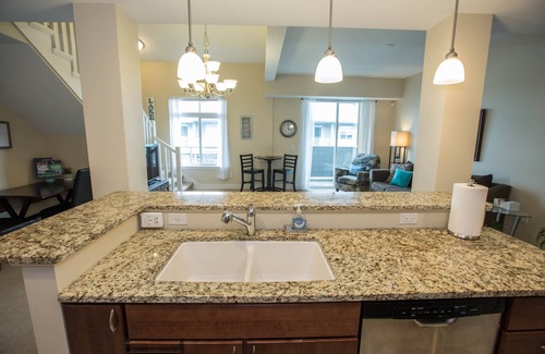 Grand Haven Condo | Two bed two bath plus loft condo in Grand Haven