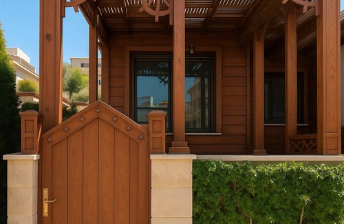 Al-Manasrah Ski Chalet | Two-Bedroom Chalet with Garden View