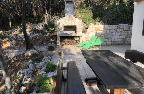 Kozarica Apartment | Two bedroom apartment near beach Kozarica, Mljet (A-4950-b)