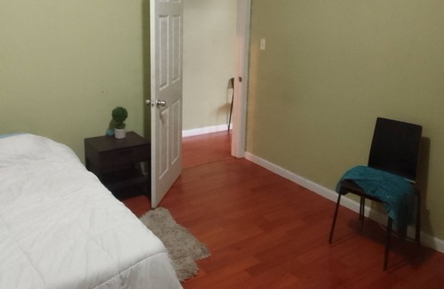 Spruce Hill Apartment | Two Bedroom Apartment on 45th and Chestnut