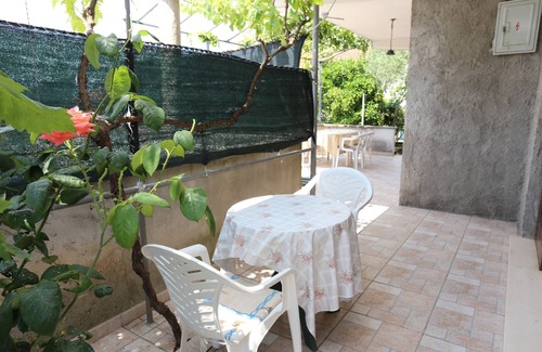 Dubrava Apartment | Two bedroom apartment near beach Luka Dubrava, Pelješac (A-284-a)